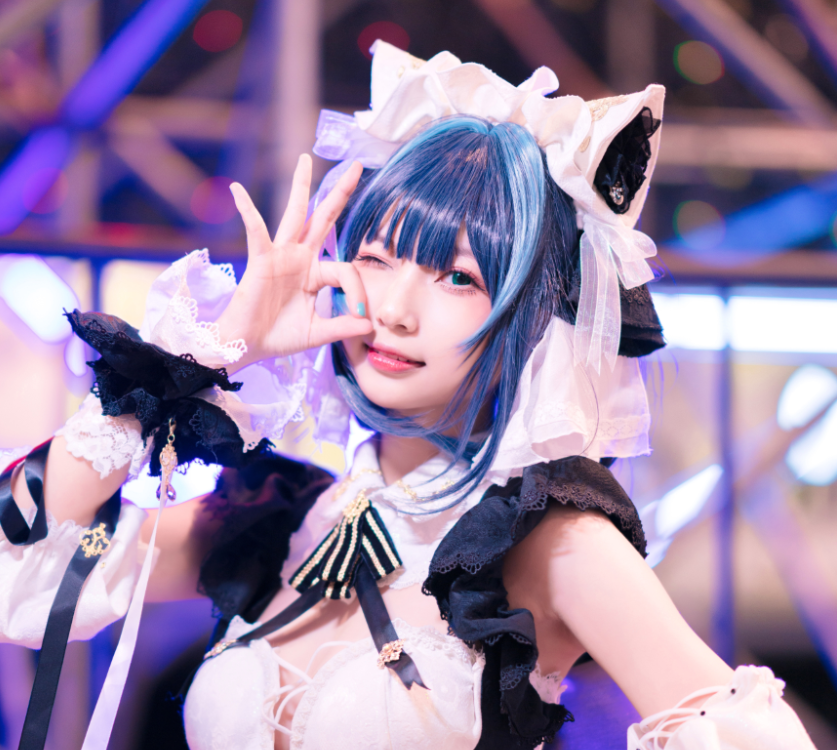橙喵cosplay性感写真合集